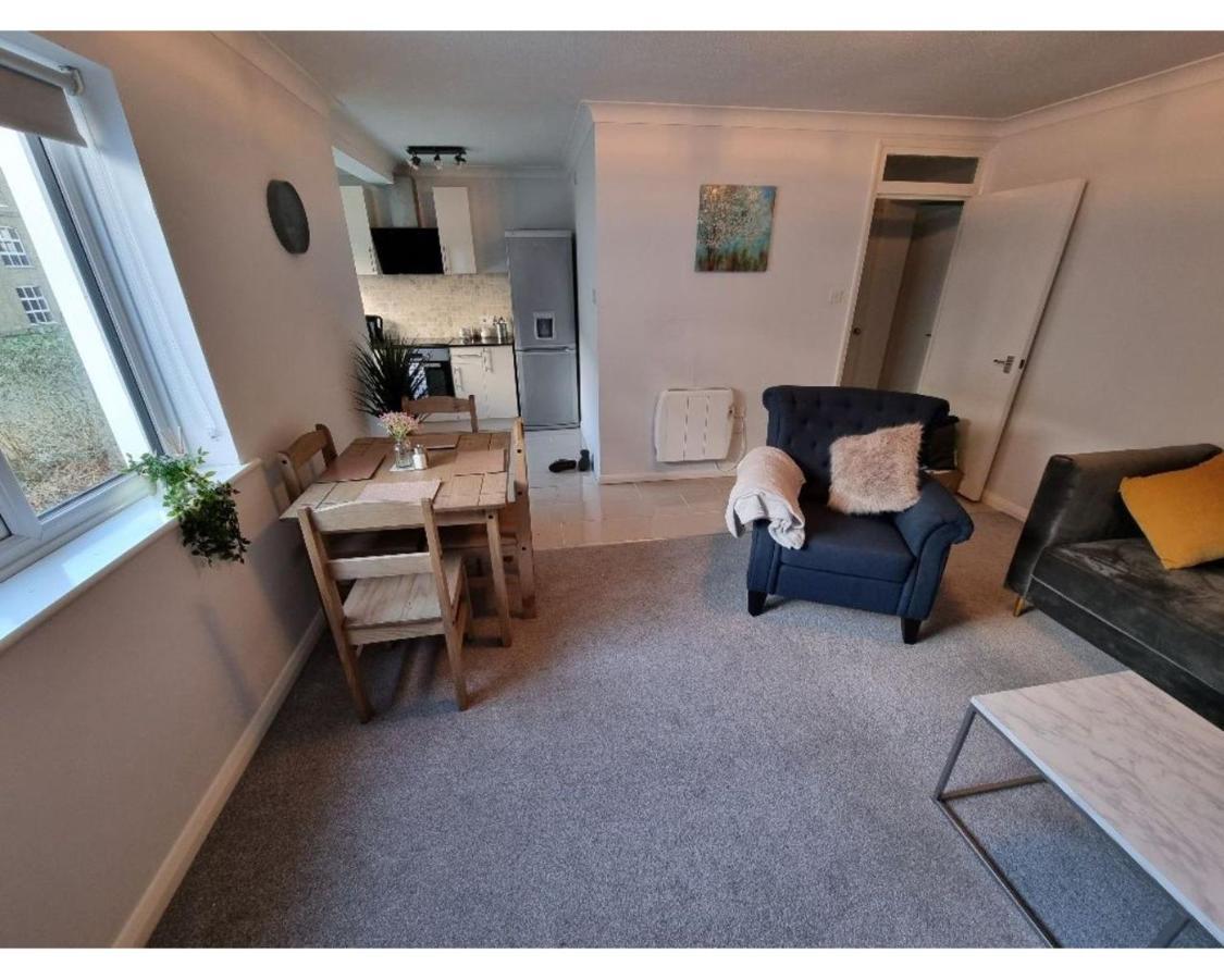 Canal Side Retreat - 2 Bedroom Apartment Heybridge  Екстериор снимка
